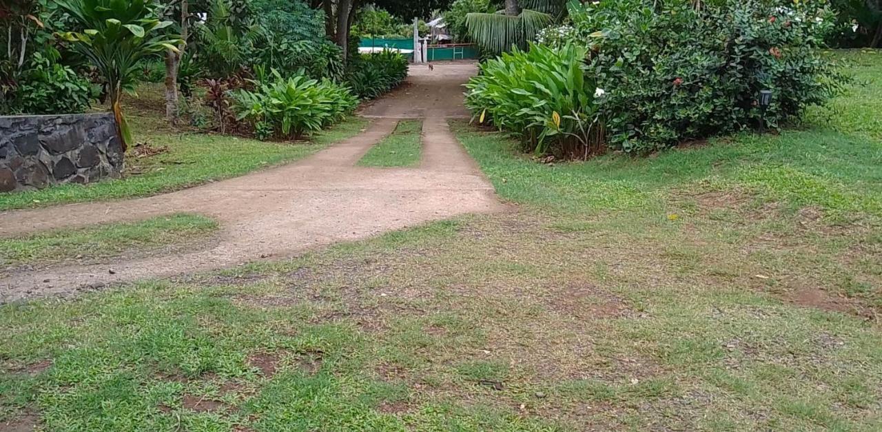 Hotel Fare Mihimana Vai'are Exterior foto